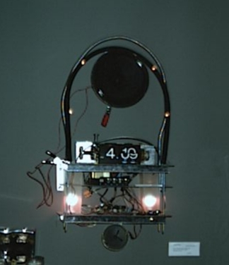 atomic clock &copy 1999 cristin pescosolido